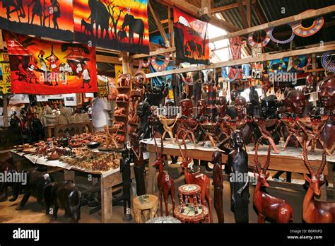Souvenir Shop Nairobi Kenya Africa Stock Photo Alamy