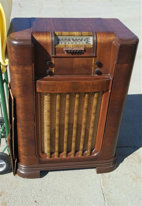Antique Vintage Philco Floor Tube Radio Model For Sale In Council Bluffs Ia Offerup
