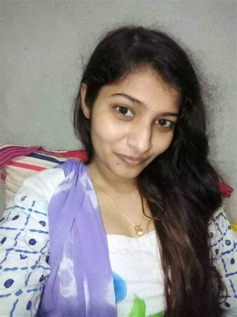 Indian Village Bhabhis Nudes Sexy Indian Photos Fapdesi