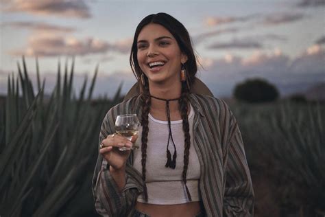 Kendall Jenner Called Out For ‘cosplaying Mexican Women In Tequila