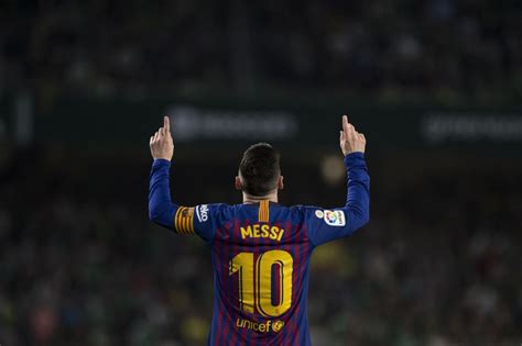Consulta todos los resultados de la liga santander al momento y ve todos los goleadores o qué ocurre en cada campo de primera división. Pichichi LaLiga Santander 2020 - 2021 - Ranking de ...