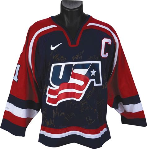 Back in vancouver in 2010, hockey fans were treated to a dramatic olympic hockey tournament. 2002 Cammi Granato USA Game Worn USA Women's Olympic ...