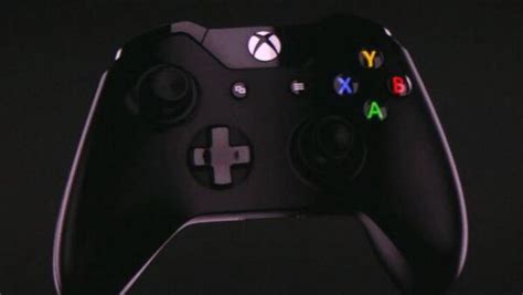 Xbox One Controller Revealed New D Pad And Over 40 Design Innovations
