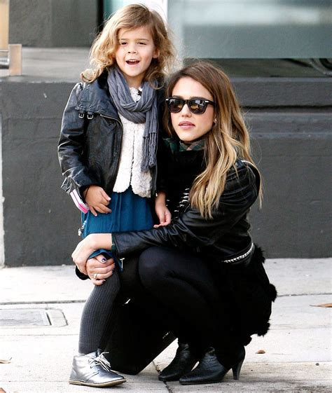 Jessica Alba Daughter Honor 4 Wear Matching Leather Jackets Jessica Alba And Beverly Hills