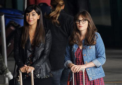 Zooey Deschanel And Hannah Simone On The Set Of ‘new Girl In Los