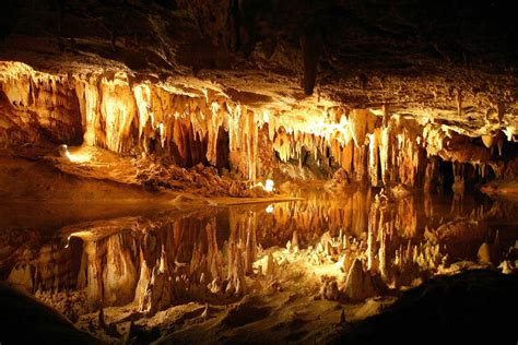 Luray Caverns At Shenandoah National Park Virginia Image Abyss