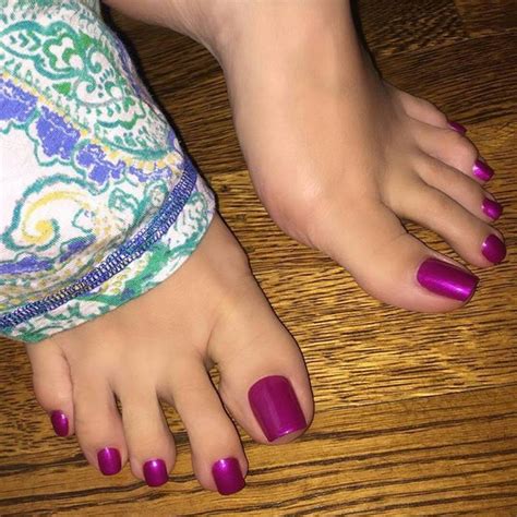 Crazysexytoes “ Gorgeous Purple Toes ” Feet Nails Toe Nails Pretty Toe Nails
