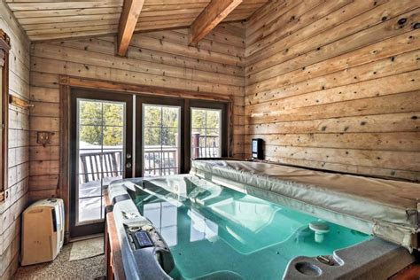 Rustic Breckenridge Cabin W Private Hot Tub