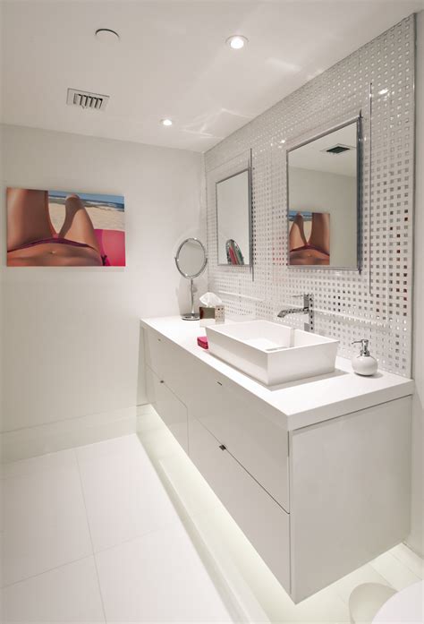 Bathroom vanity units, also referred to as sink vanity units are essential for creating a stylish modern bathroom. Bathroom Vanities Pompano Beach | Countertops Pompano Beach