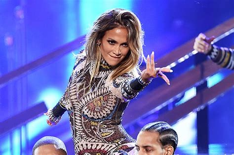 Jennifer Lopez Signs New Contract With Epic Records Billboard Billboard