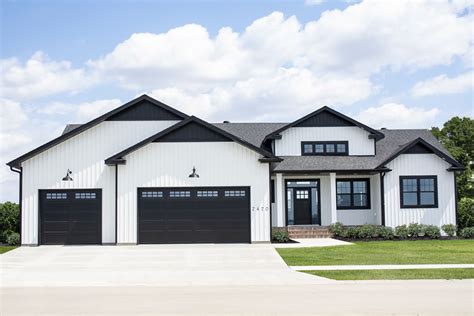 Long Panel Carriage Garage Doors White Exterior Houses Gray House