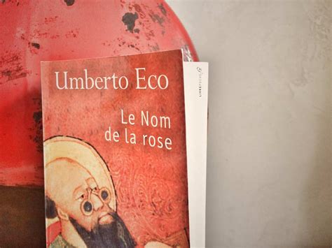 Le Nom De La Rose D Umberto Eco Livrepoche Fr