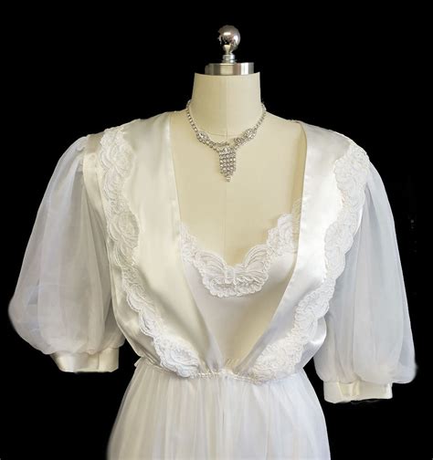 Vintage Bridal Wedding Night Val Mode Peignoir And Nightgown Set Adorned
