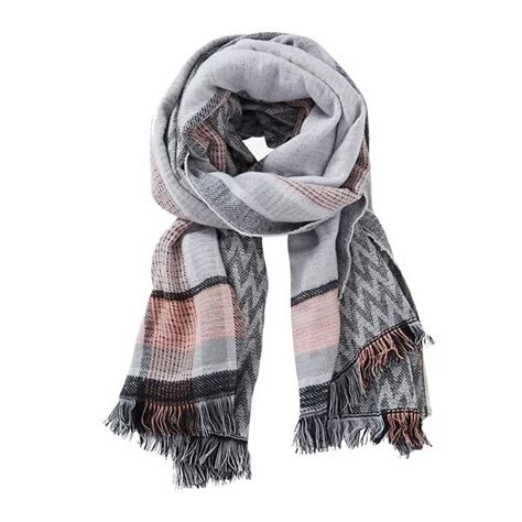 The Ultimate Blanket Scarves For Fall Elle Canada