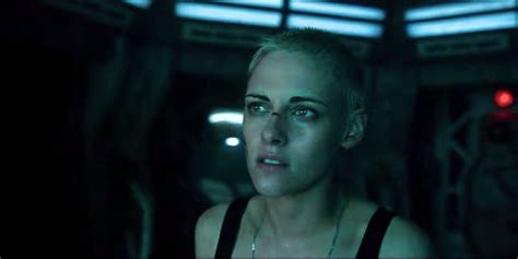 Underwater Trailer Sees Kristen Stewart Face A Mysterious Threat