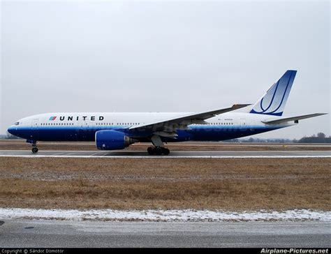 N780ua United Airlines Boeing 777 200er At Munich Photo Id 111574