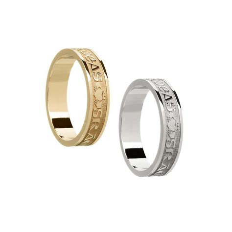 Ladies Gaelic Claddagh Wedding Ring — Unique Celtic Wedding Rings