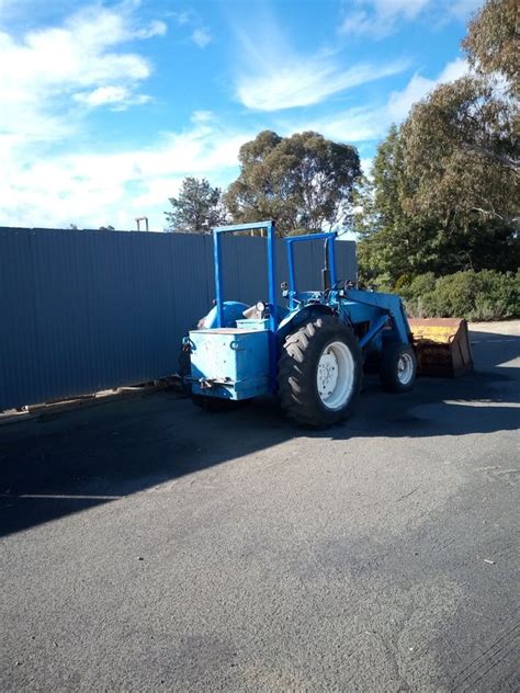 Ford 3000 Diesel Front End Loader Machinery And Equipment