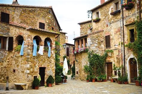 Italien: Die schönsten Dörfer von Furore bis Tellaro in Ligurien - DER ...