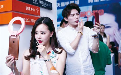 People Using Live Streaming Apps In China Tops 325 Million