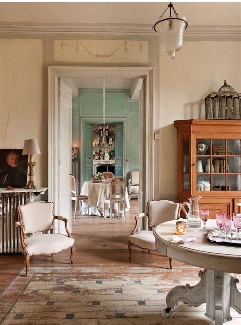 Step Back In Time With This Antique French Chateau Daily Dream Decor