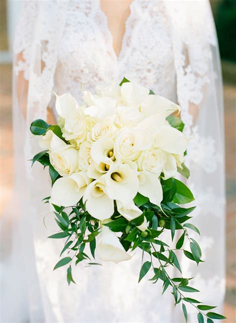 22 Lily Bouquets Perfect For A Spring Wedding Martha Stewart Weddings