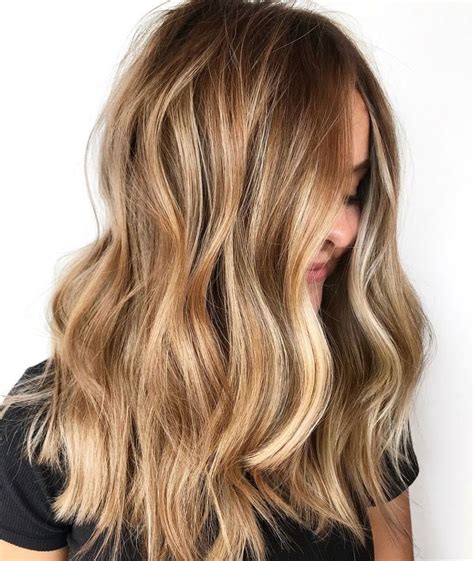 Bronde Balayage Haircolor With Images Honey Blonde Hair Bronde