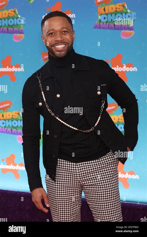 Thomas Hobson Arrives At The Nickelodeon Kids Choice Awards On