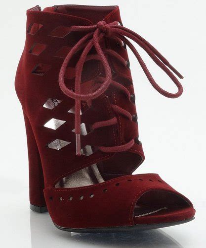 Qupid Immortal 23 Caged Diamond Cut Out Lace Up Peep Toe Chunky Heel