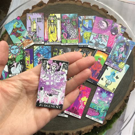 Last One Mini Tarot Cards Magnetic Major Arcana Deck Limited Edition