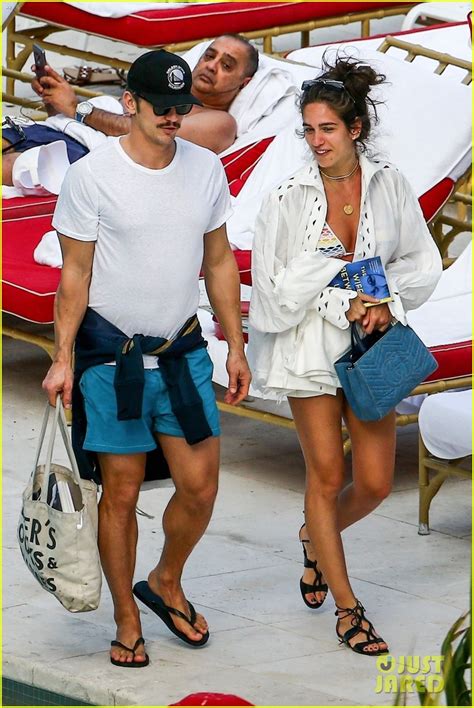 James Franco Packs On Pda With Girlfriend Isabel Pakzad In Miami Photo