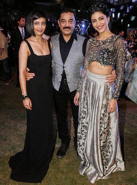 Kamal Hasan With Daughters Akshara Hasanshruti Hasan Bollywood Fashion Indian Celebrities