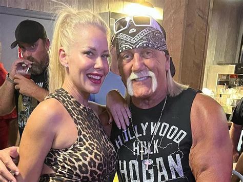Wrestling Champion Hulk Hogan Engaged To Girlfriend Sky Daily