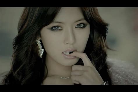 Hyuna Smokey Eyes Hair Therapy Asian Makeup Hairstyle