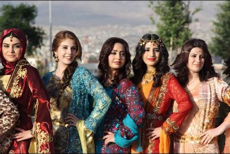 Pin By Mina On Kurdish Women Traditional Outfits Groovy
