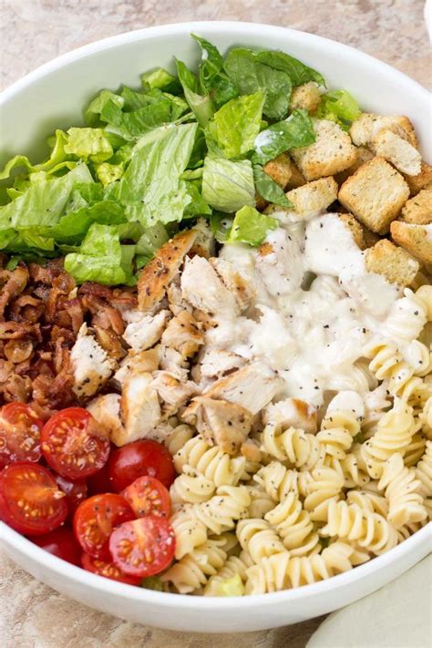 The Best Chicken Caesar Salad Recipe With A Creamy Caesar Salad