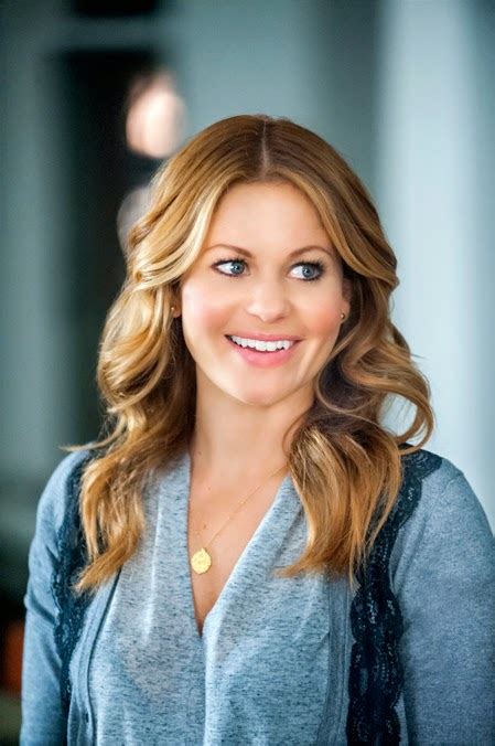 Candace Cameron Bure Stars In The Hallmark Channel Christmas Movie