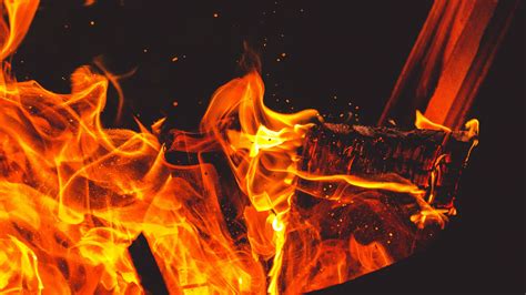 Download Wallpaper 3840x2160 Bonfire Fire Flames Sparks