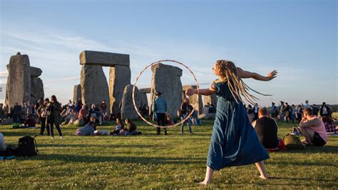 The Relationship Between Stonehenge And The Summer Solstice