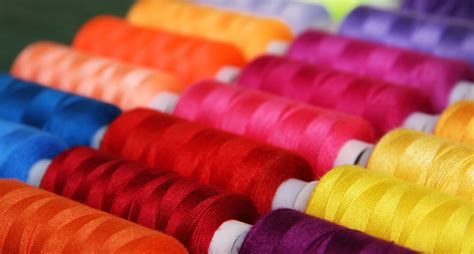 Top 12 Best Embroidery Threads To Buy with Reviews 2021