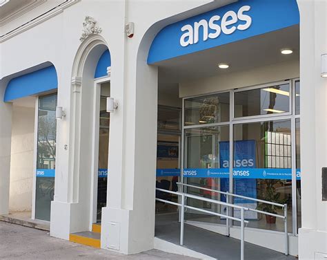 Desde anses ratificaron la decisión de que todos los cobros del segundo pago serán mediante cuentas bancarias. Anses: calendario de pagos de IFE, jubilados y pensionados ...