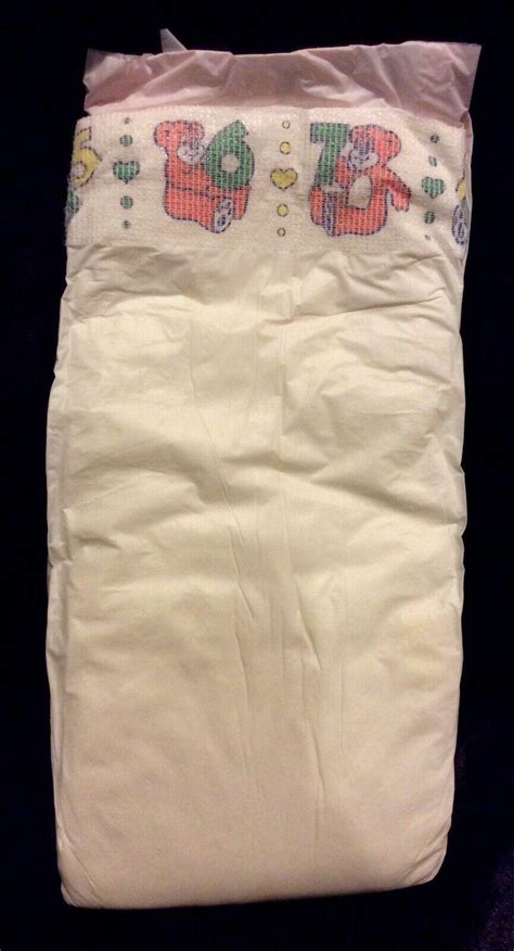 Vintage Pampers Baby Dry Plus Diaper For Girls Plastic Backed Sz Junior