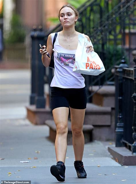 Lily Rose Depp Goes Casual And Makeup Free After A Workout Session In Nyc