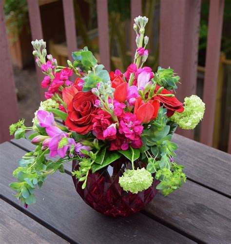 Mothers Day Flower Arrangement In A Vase Mother Day Flower
