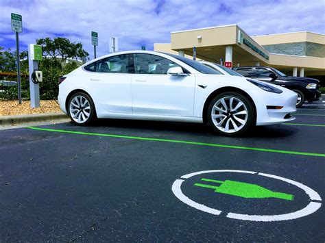 We may earn money from the links on this page. Tesla Model 3 vs. 21 other cars (specs & prices) — Which ...
