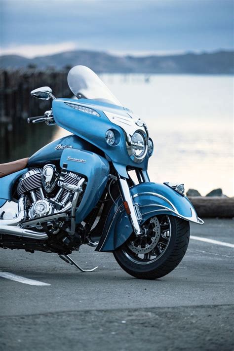 three new colors for the 2016 indian roadmaster prices just under 30 000 autoevolution