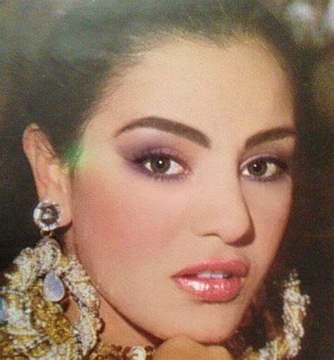 ولدت في القاهرة، تعدّ من أهم الفنانات المصريات، بدأت حياتها الفنية وهي في الرابعة من عمرها وعملت في المسرح والسينما والتلفاز، توقفت عن العمل الفني عام 2002 بعد تعرضها للمرض الذي أثر على عملها في السنوات الأخيرة. 142 best DIVA(شريهان) images on Pinterest | Without makeup