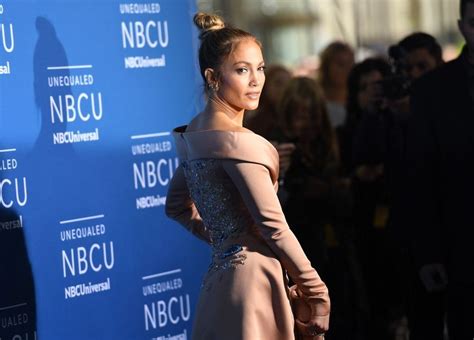 beautiful jennifer lopez photos that prove age is just a number