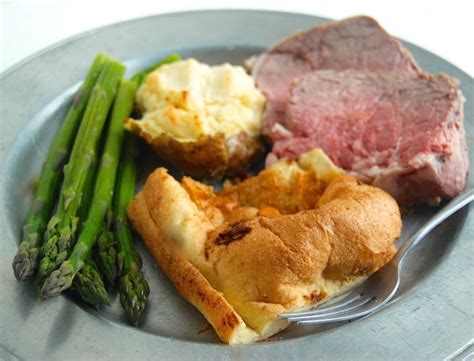 After the meat is browned, transfer it to a roasting pan with the fat side up. 21 Ideas for Sides for Prime Rib Christmas Dinner - Most ...