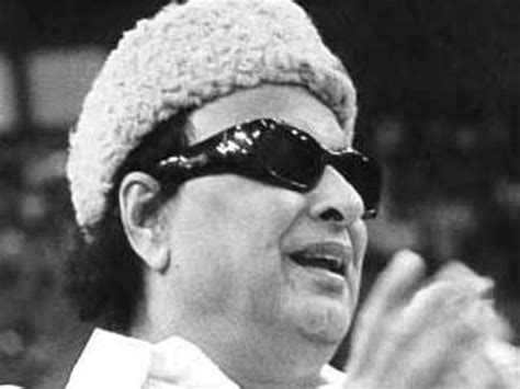 Aiadmk Leaders Pay Tributes To Mgr On 29th Death Anniversary Oneindia